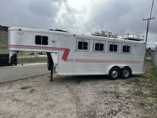 Used Horse Trailer
